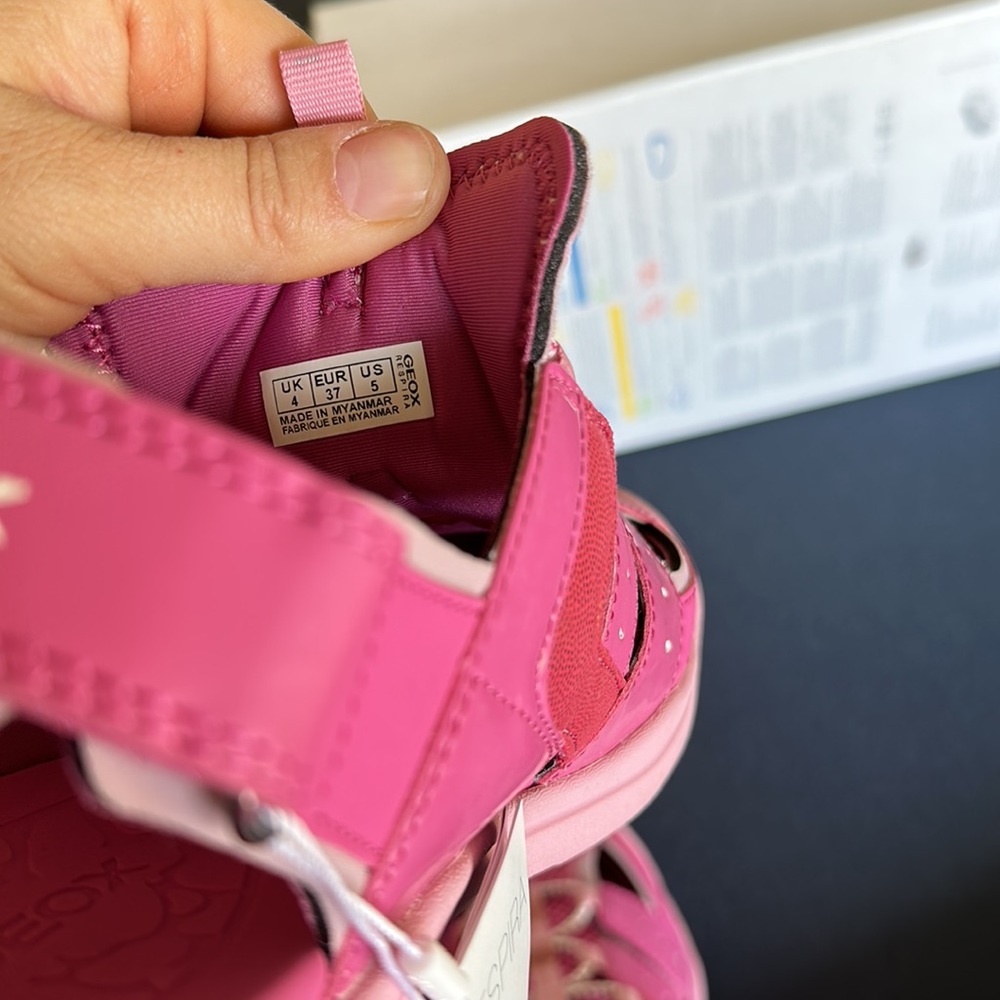 GEOX Fuchsia/Pink Velcro fit Sandals đź©´ size 5 - Picture 8 of 10